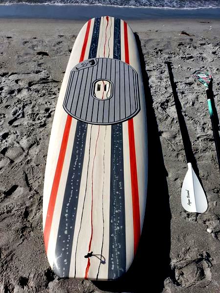 Corvette-Inspired Pinstripe Paddleboard